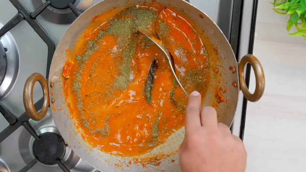 Nargisi Kofta Gravy