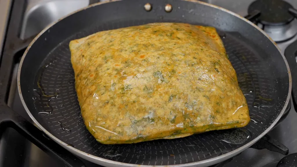 Aloo Methi Paratha